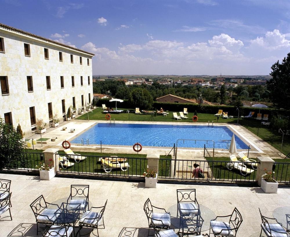 Parador de Zamora Exterior foto