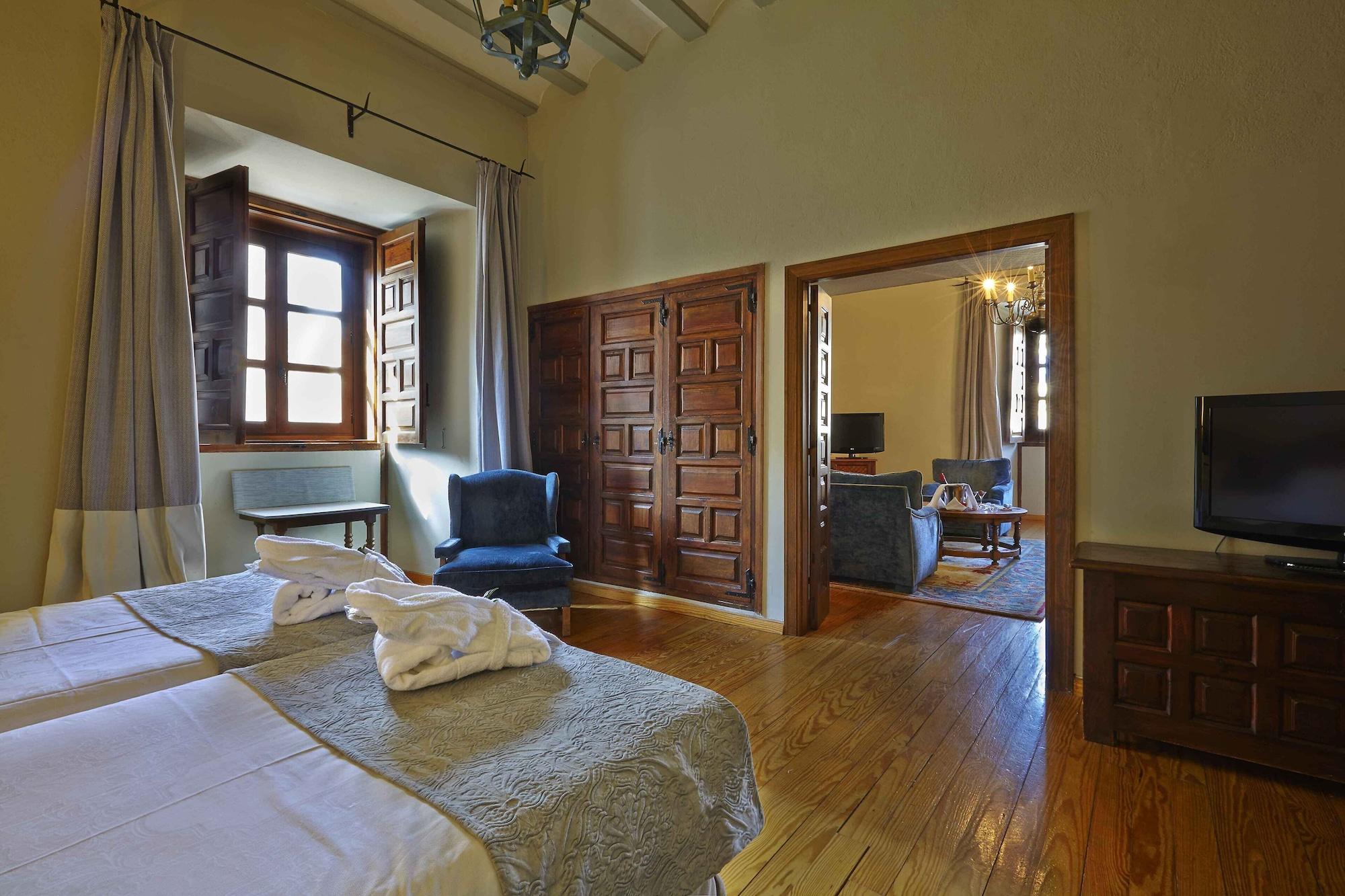 Parador de Zamora Exterior foto
